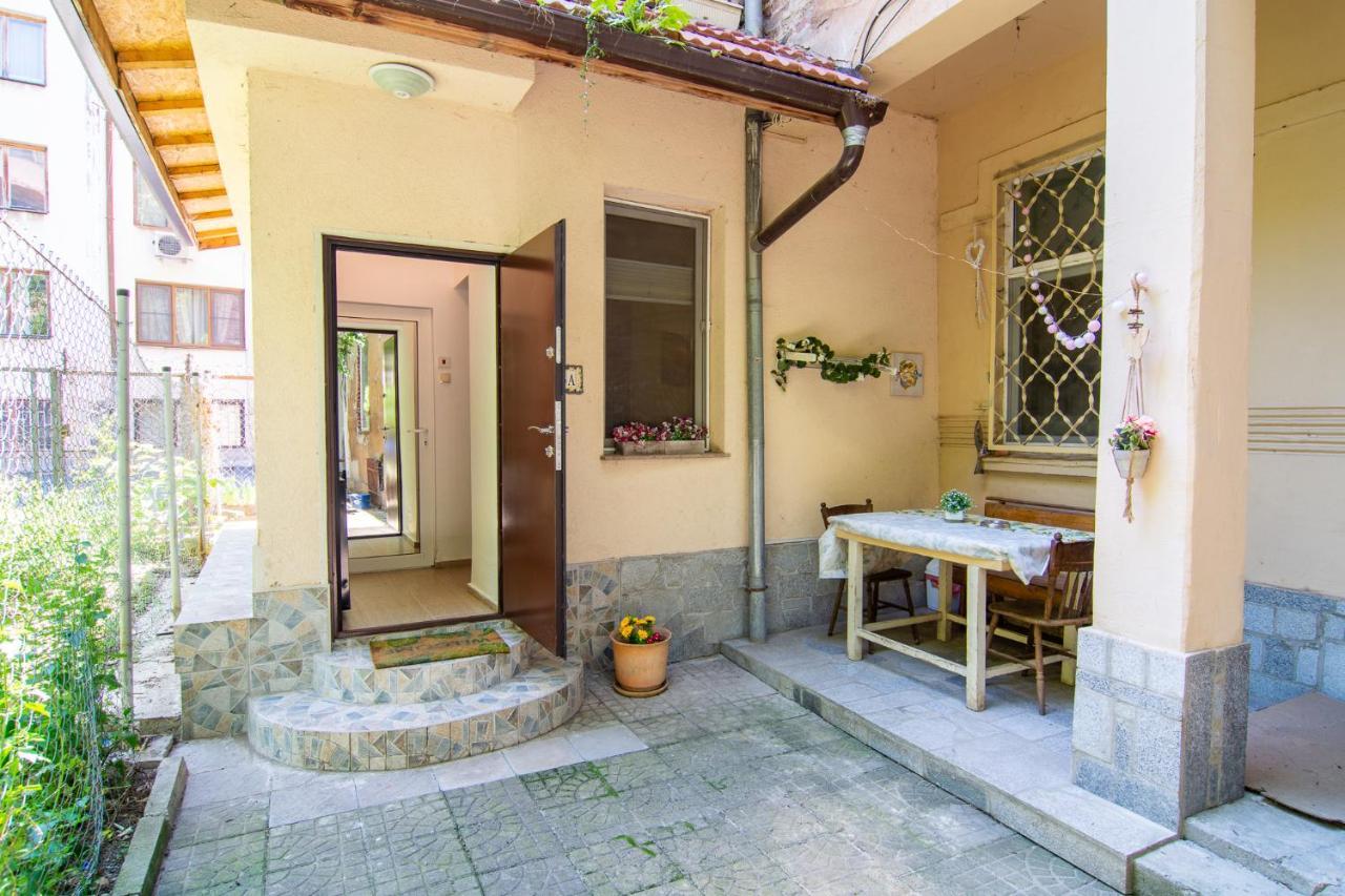 Barcelona Colorful Central Studio W Green Backyard Sofía Exterior foto